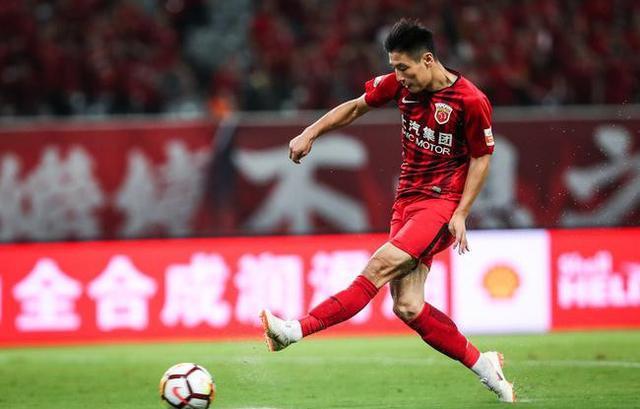  法兰克福锋霸双响炮主场击溃沃尔夫斯堡