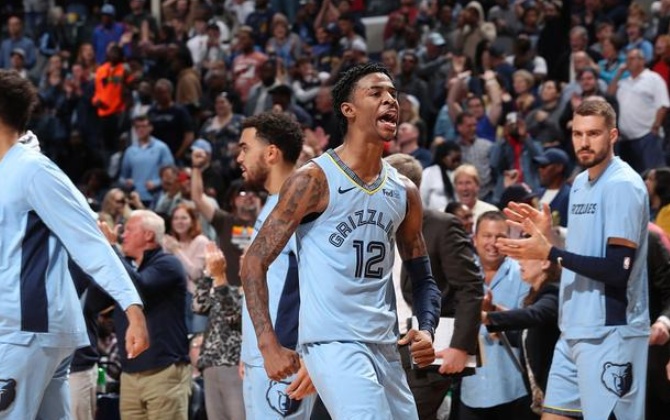  莫兰特复出首秀惊艳，灰熊大胜马刺终结对手三连胜