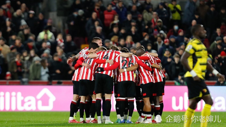  布伦特福德高空轰炸，蜜蜂军团头球三连击制胜  